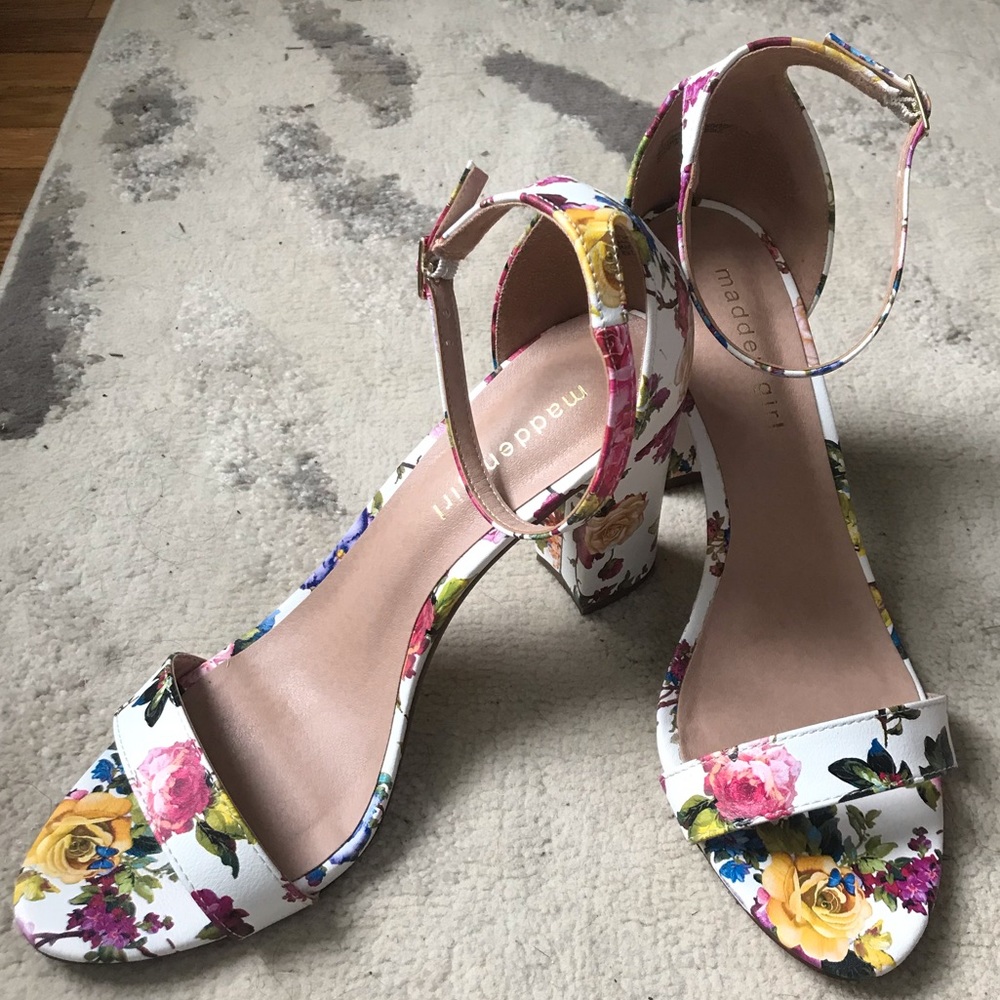 Madden Girl size 9 floral print heels
